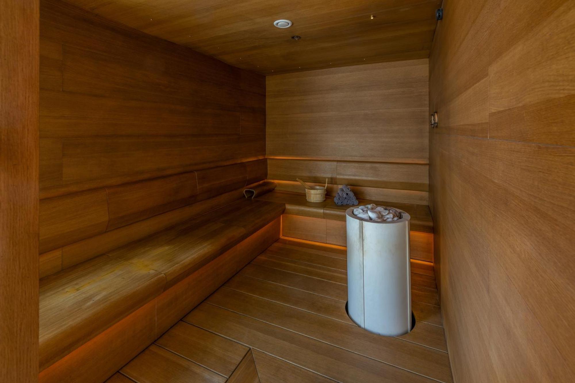 Shirvan Yard Hotel 5*